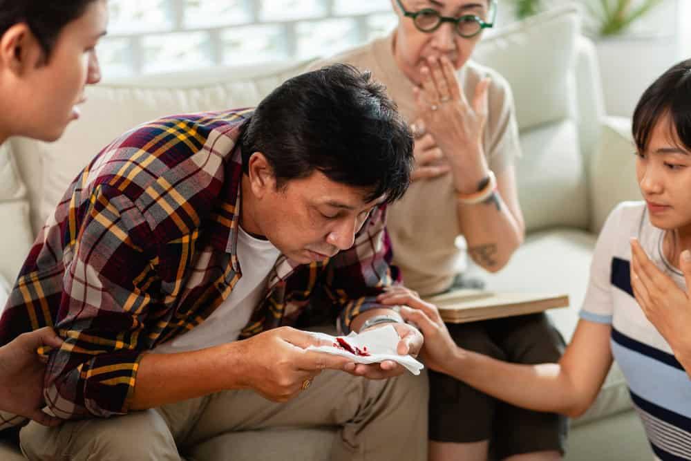 Bệnh lao phổi có nguy hiểm không? Biết để nghiêm túc điều trị