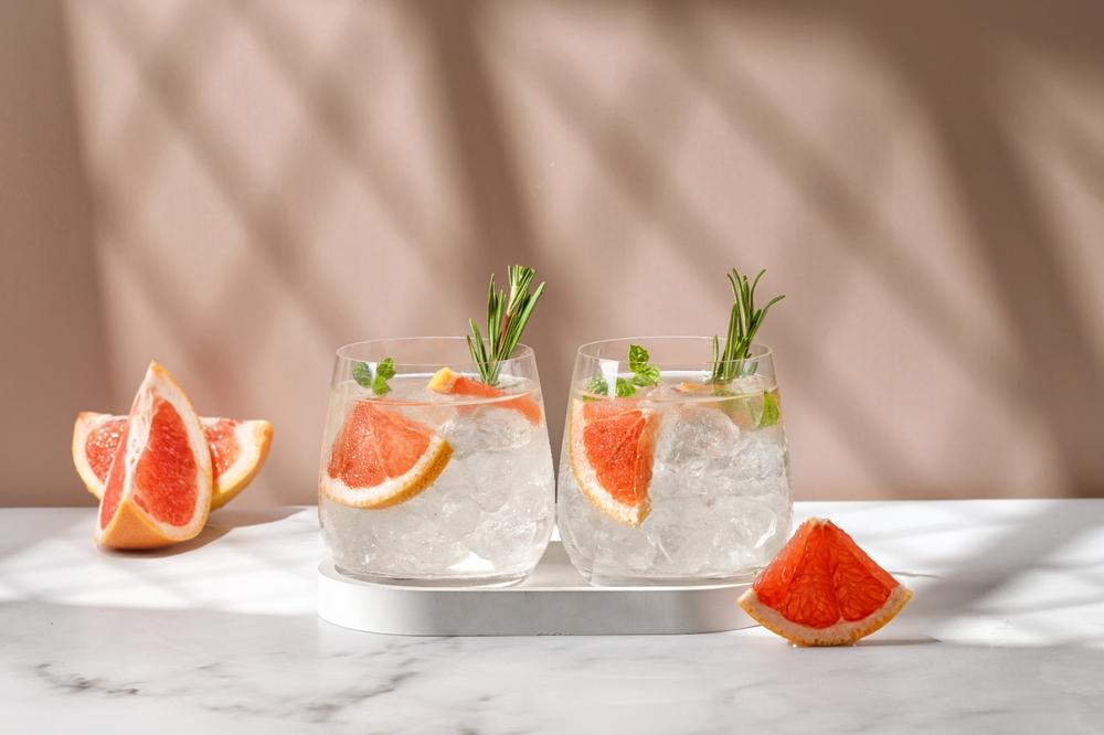 Bà bầu uống nước đá được không, có ảnh hưởng đến thai nhi không?