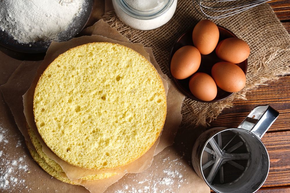 Bật mí cách làm bánh bông lan tốt cho sức khỏe của người bệnh mạn tính