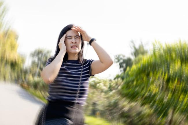 Rối loạn tiền đình khi nào đi khám và cần dùng thuốc rối loạn tiền đình?