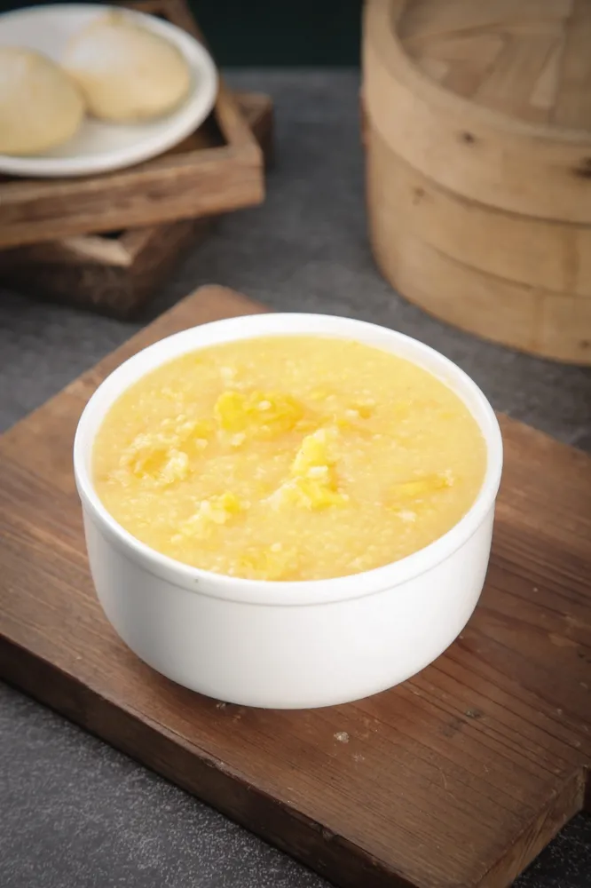 Cách nấu cháo hồi với khoai lang cho bé