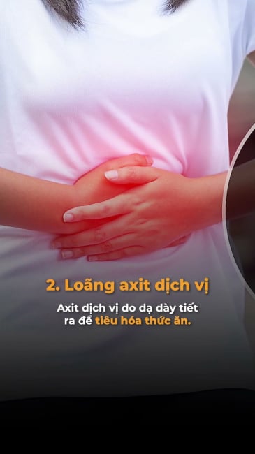Thói quen vừa ăn vừa uống nước không vô hại như bạn nghĩ!