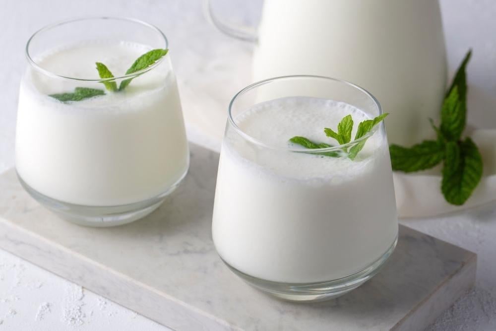 sữa chua bị tách nước 