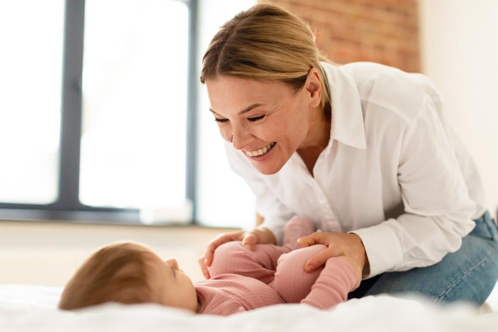 cách massage cho trẻ sơ sinh và trẻ nhỏ