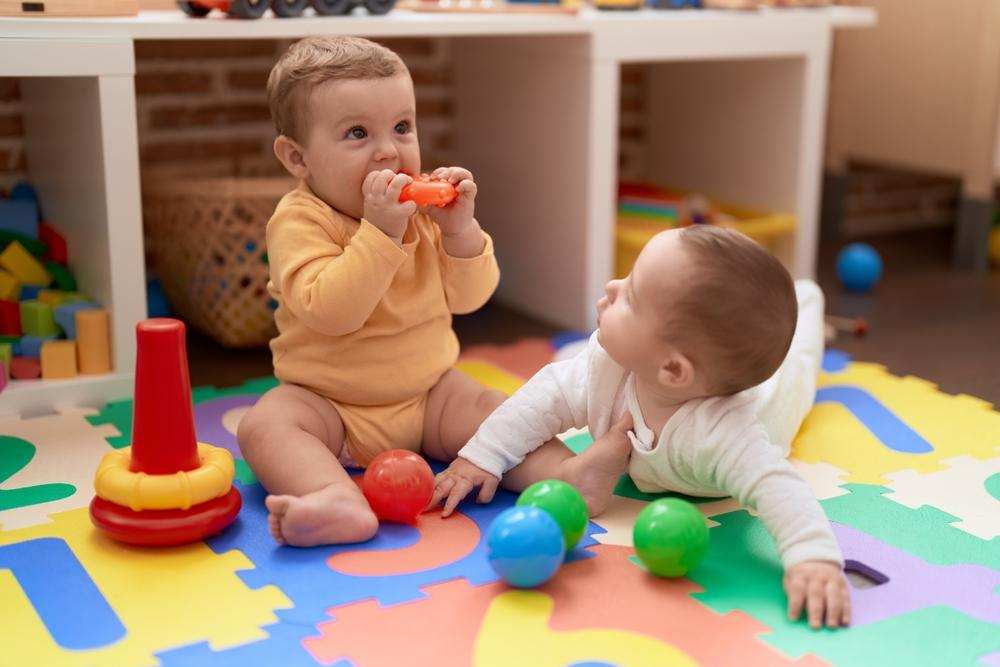 đồ chơi cho trẻ sơ sinh và trẻ nhỏ