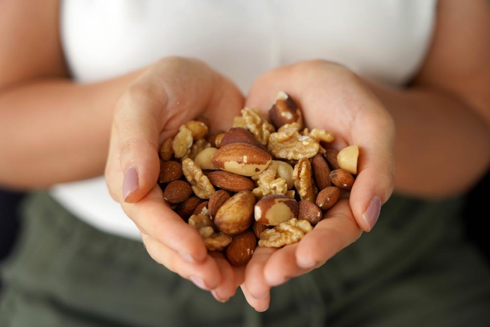 Hạt dinh dưỡng: Siêu thực phẩm cho cuộc sống bận rộn