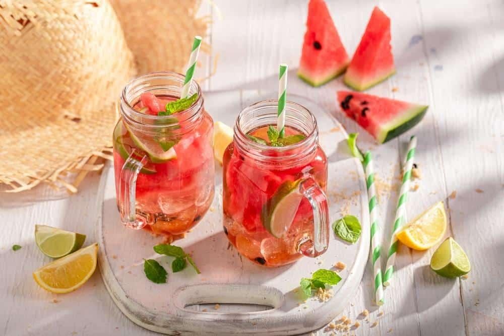 Nước ép dưa hấu, chanh 