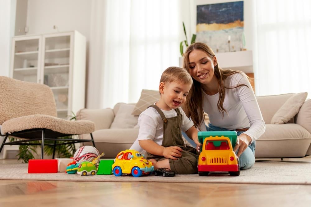 Trẻ 2 tuổi chưa biết nói có sao không? 