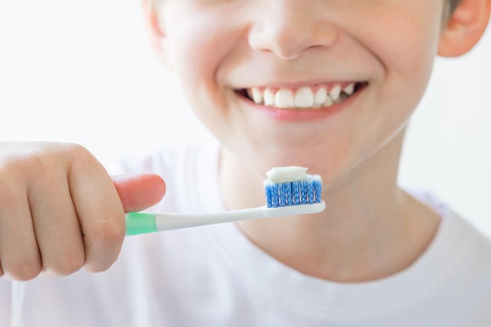 kem đánh răng trẻ em nuốt được