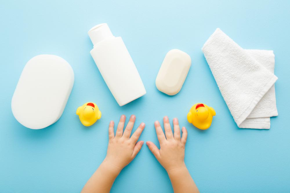 sữa tắm gội cho bé sơ sinh 