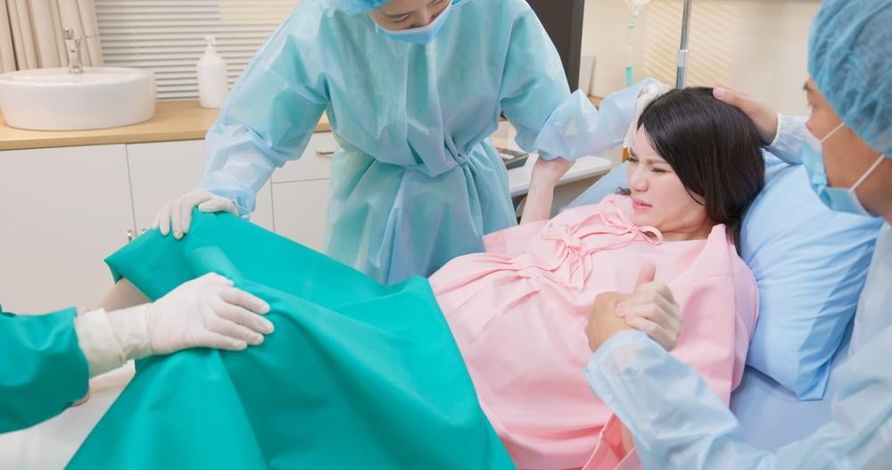 Đặt bóng kích đẻ