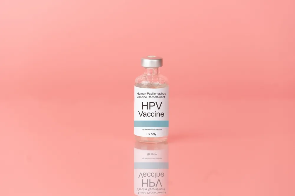 Tình hiệu quả trong tiêm phòng HPV cho bé gái