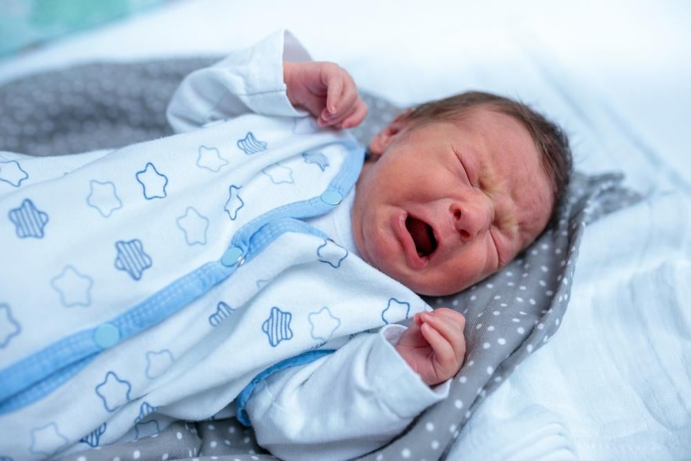 Triệu chứng trẻ sơ sinh bị táo bón.