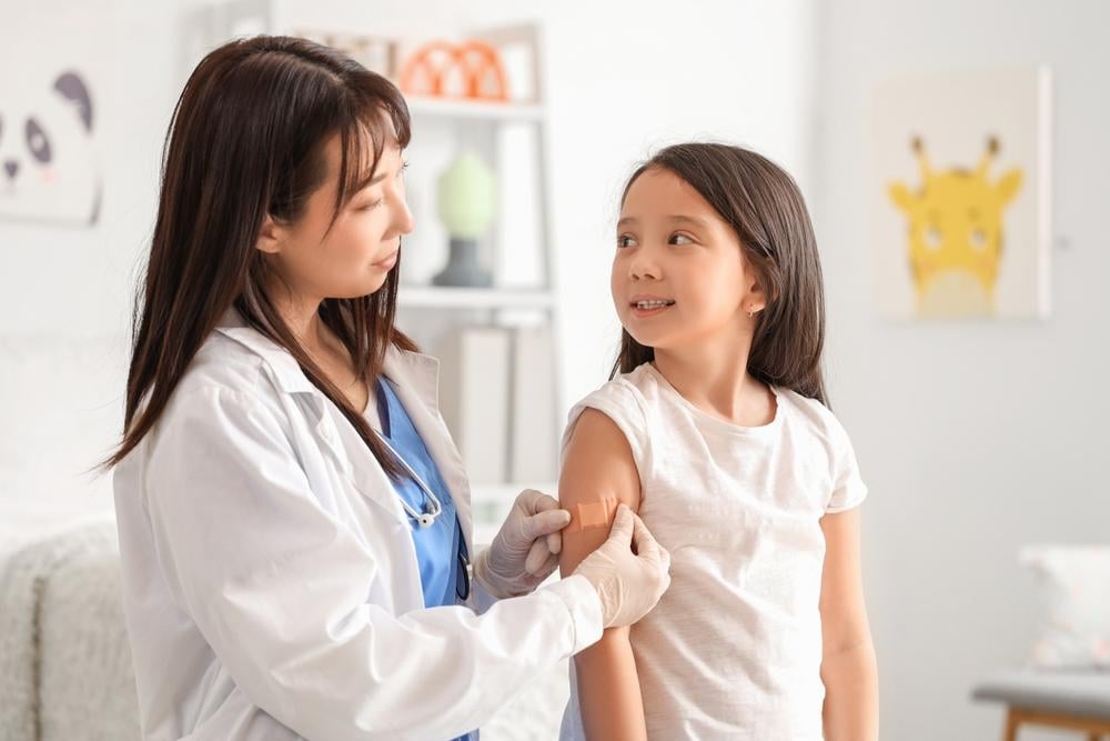 Tiêm vắc xin cúm mùa có tác dụng gì?