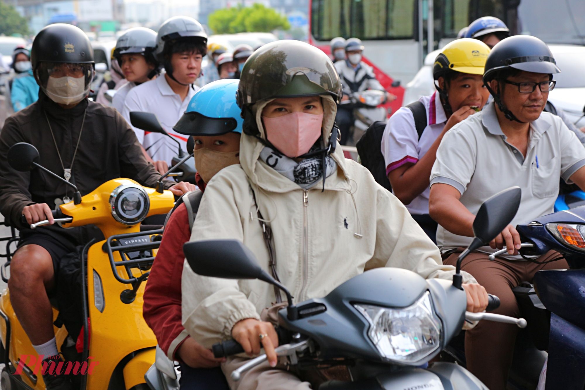 Nhiệt độ TP HCM xuống 19°C: Những nguy cơ sức khỏe cần chú ý