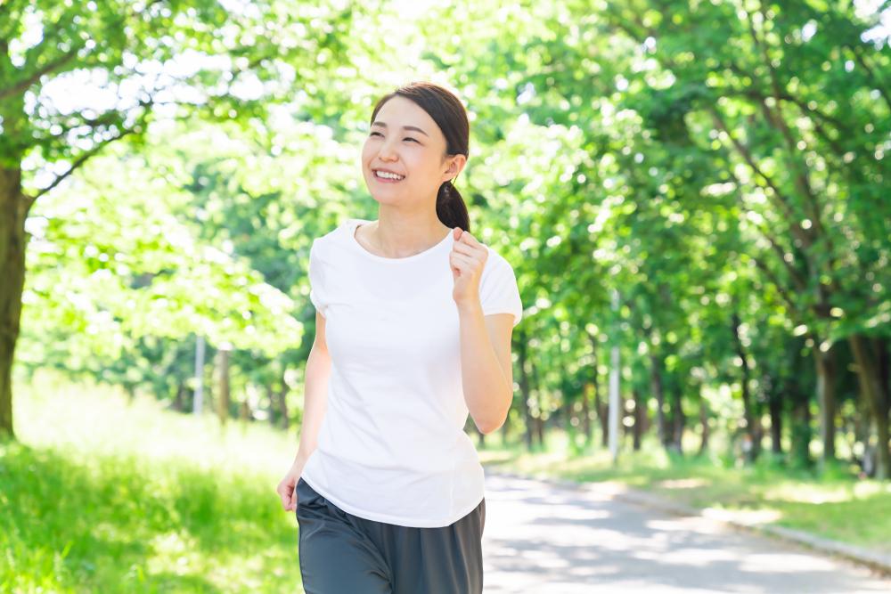 mùa đông lạnh nên tập thể dục sáng hay tối