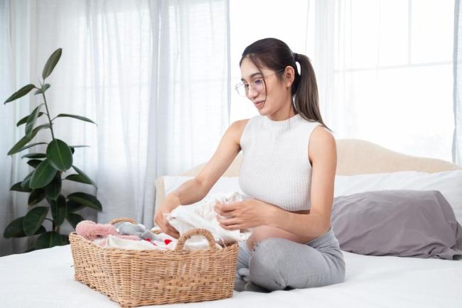 Vì sao giỏ đồ đi sinh cho mẹ nên có sữa công thức hỗ trợ tiêu hóa cho bé?