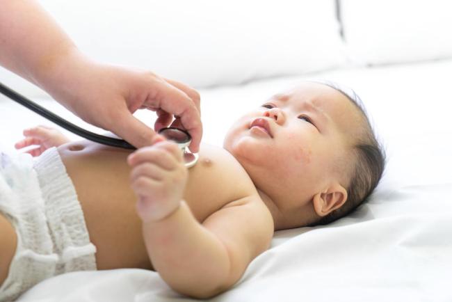 3 bệnh lý mẹ có bé sinh mổ cần cảnh giác khi trời nắng nóng