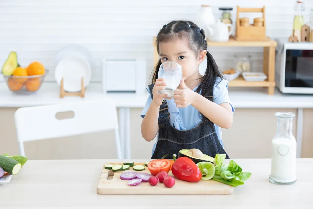 chế độ dinh dưỡng cho trẻ