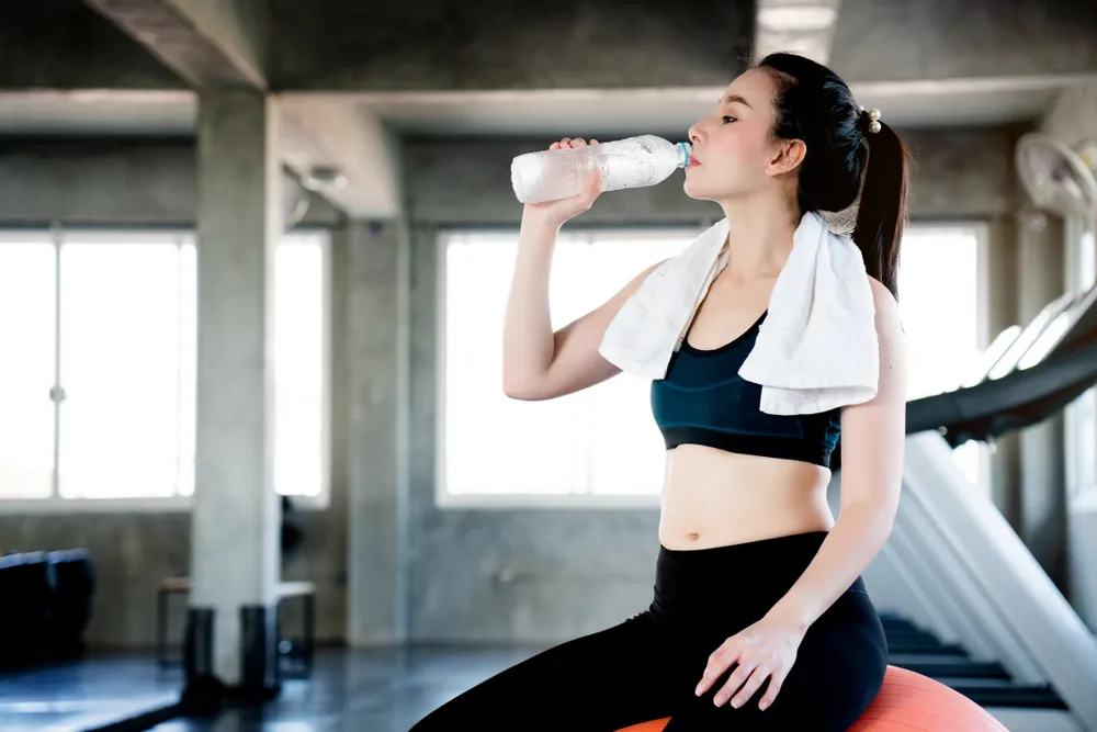 Cách bảo vệ thận mùa nắng