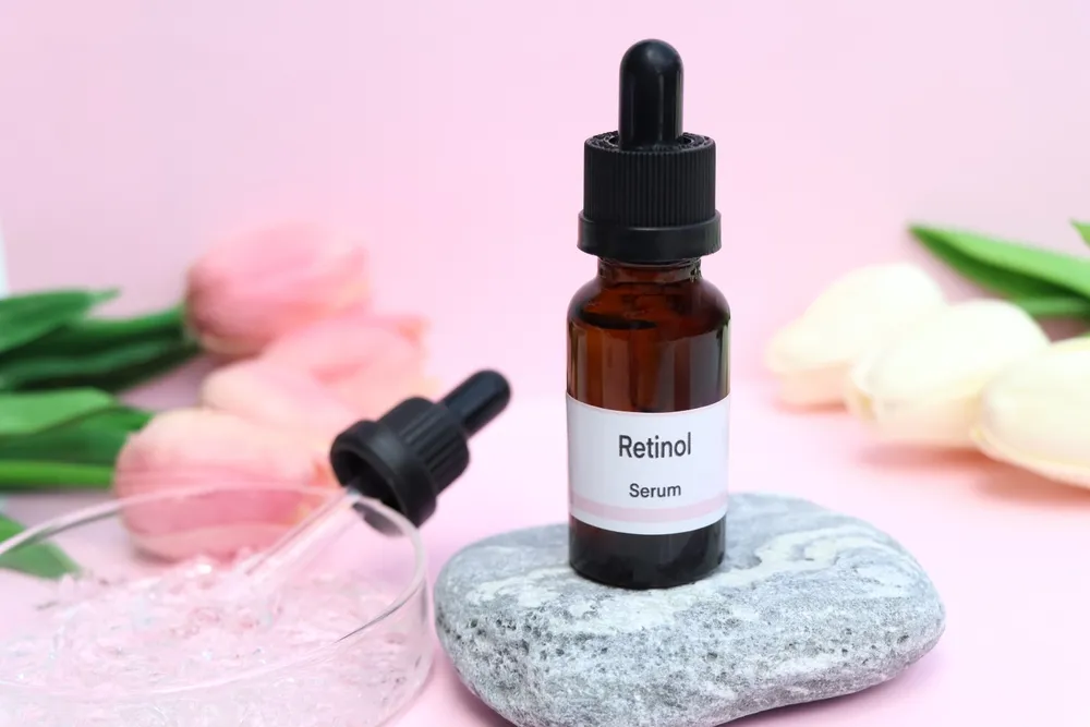 Dùng Retinol bị sạm da phải làm sao