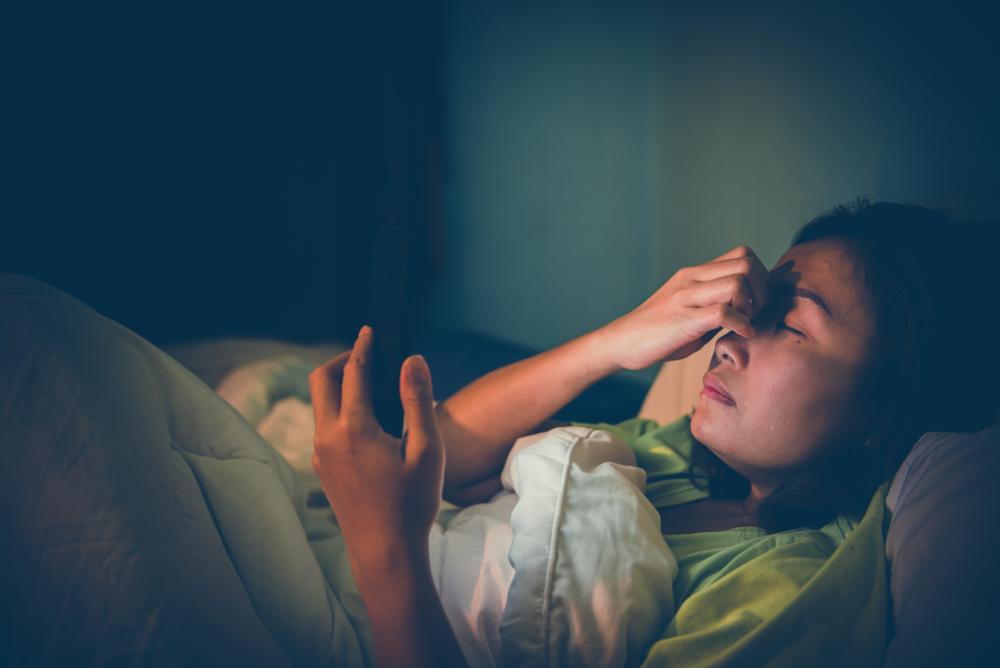 Trì hoãn giấc ngủ để “sống bù”: Thói quen nhỏ, hệ luỵ lớn
